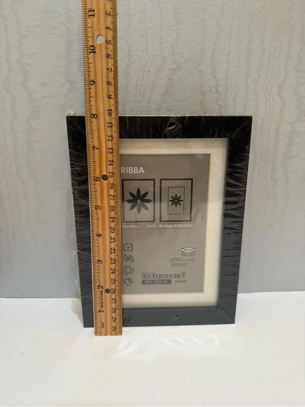 IKEA ribba black